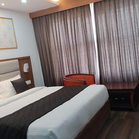 Hotel Eyrie Nest Bangalore Luaran gambar