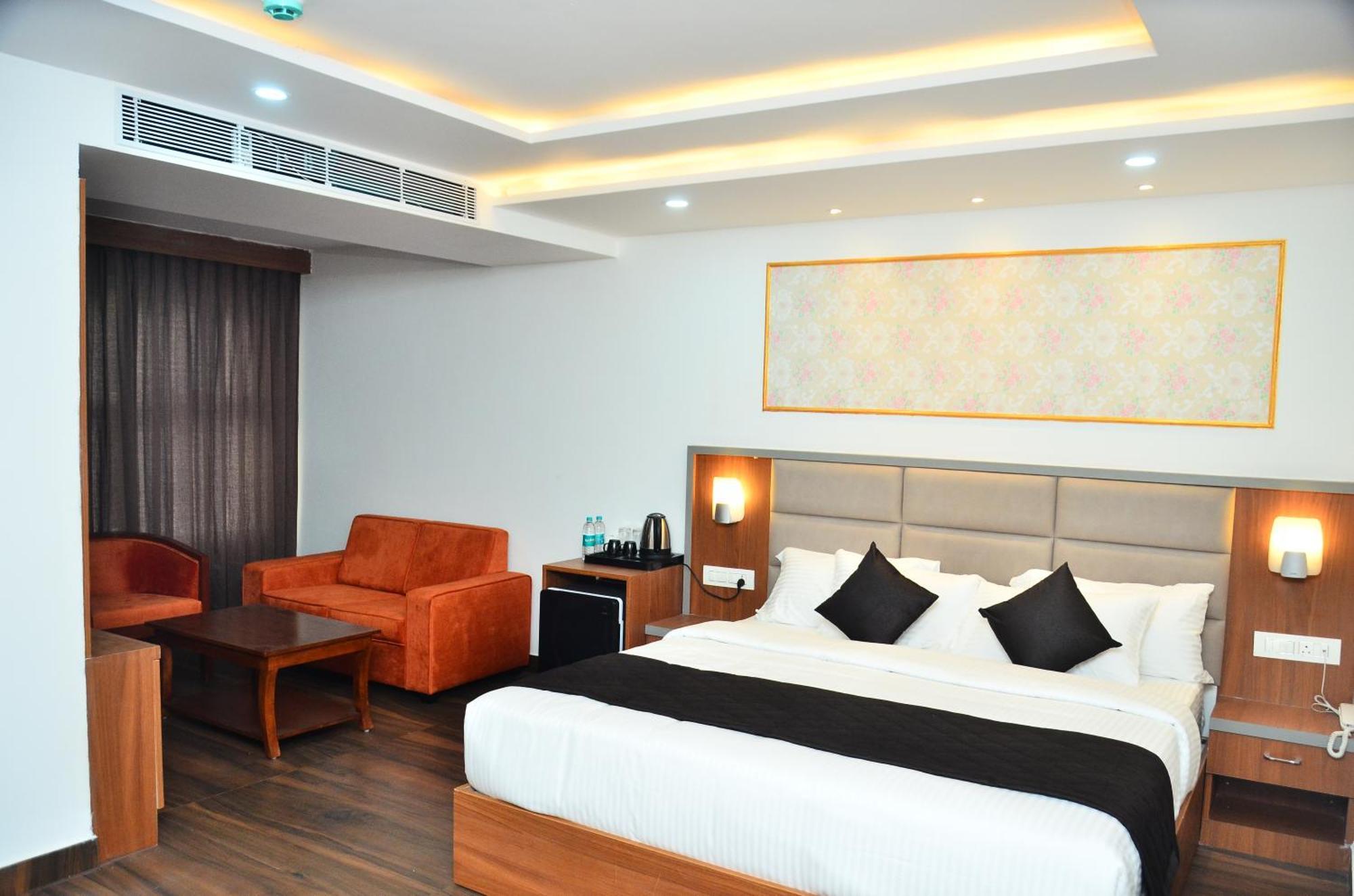 Hotel Eyrie Nest Bangalore Luaran gambar