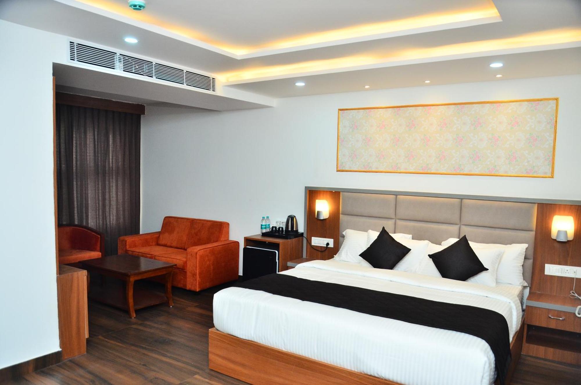 Hotel Eyrie Nest Bangalore Luaran gambar